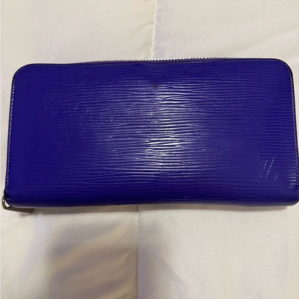 Louis Vuitton Vibrant Purple Epi Leather Wallet